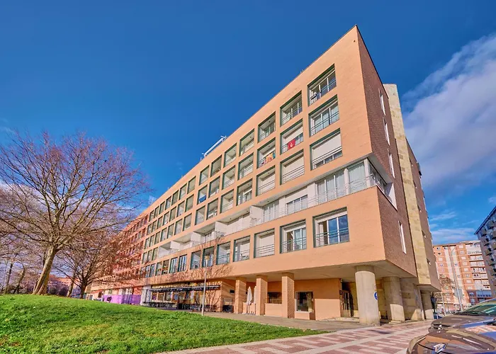 Mirasierra Suites Pamplona