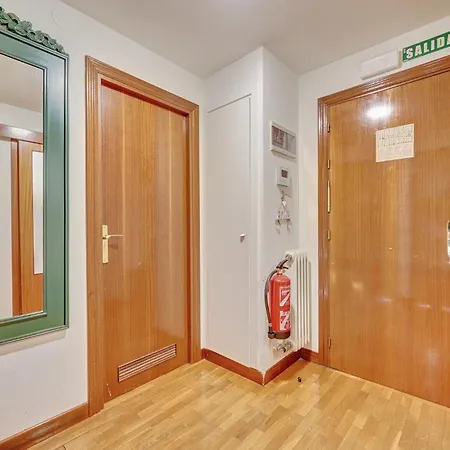 Mirasierra Suites Pamplona Buitenkant foto